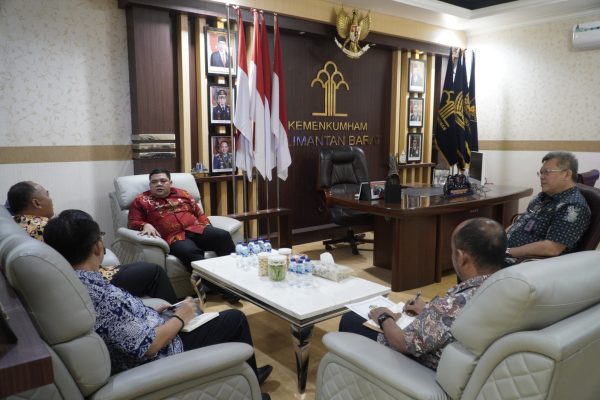 Kakanwil Ditjen Bea Cukai Kalbar Kunjungi Kanwil Kemenkumham
