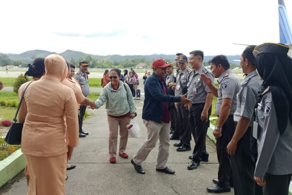 Dilantik dan Dikukuhkan Ketua dan Pengurus Dharma Wanita pada Lapas Kelas IIB Wamena