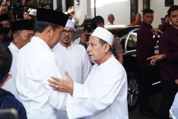 Istri Habib Luthfi Meninggal Dunia, Rombongan Presiden Jokowi Melayat
