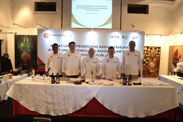 Jobubu Banyak Terima Penghargaan Pemerintah