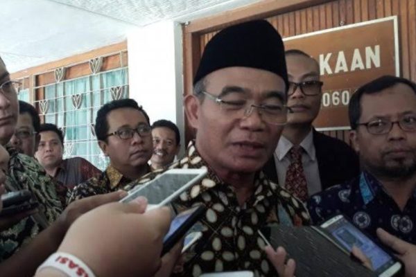 Menko PMK Buka Suara Terkait Bansos Untuk Korban Judi Online
