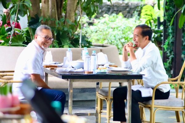 Gimik Jokowi Mulai Lagi