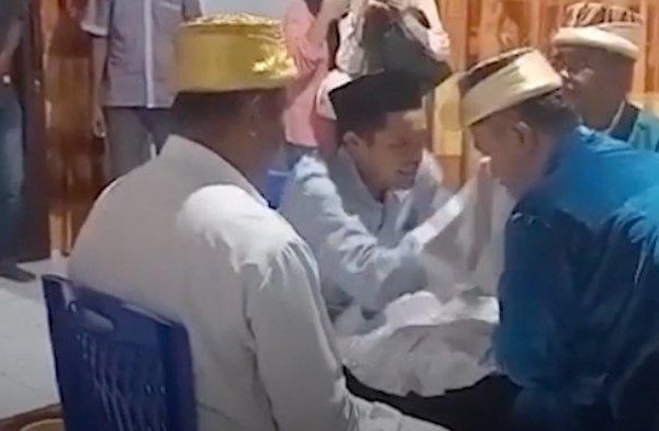 Pemicu Pengantin Pria Kena Bogem Wali Nikah Usai Ijab kabul Pemicu Pengantin Pria Kena Bogem Wali Nikah Usai Ijab kabul