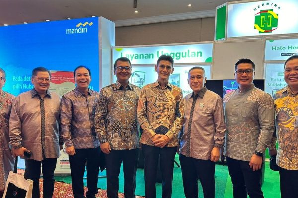 Strengthening Digitalization and Green Hospitals on the Basis of Local Wisdom, National Seminar XI and Healthcare Expo IX ARSSI were Held