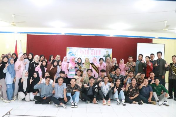 Sasar Mahasiswa, Inggit Ajak Tak Tinggalkan Literasi Baca Buku