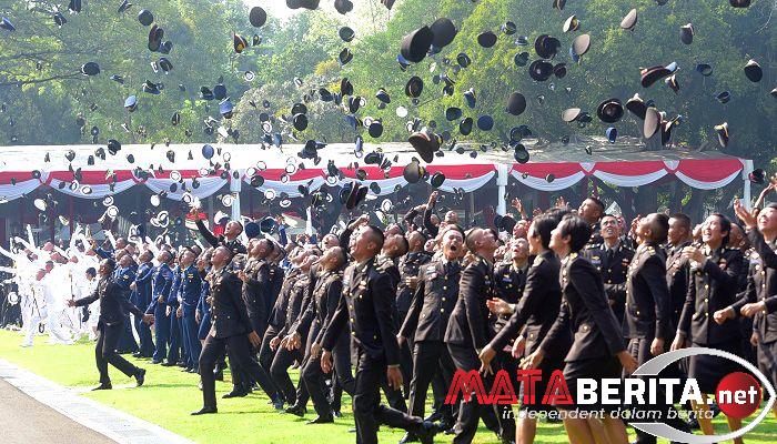 Chappy Hakim : Tentara Bukan untuk Tenaga Administrasi Pemerintahan Atau Pengusaha