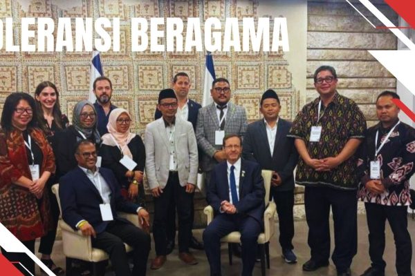 5 Cendekiawan NU Foto Bersama dengan Presiden Israel 