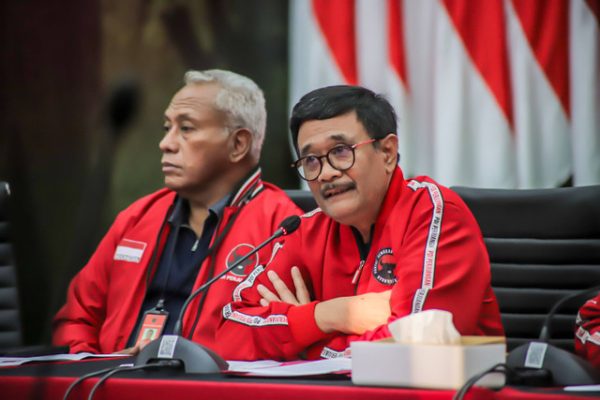 Djarot : Pemerintah Terlalu Pede Memaksa Pindahkan Ibu Kota Negara