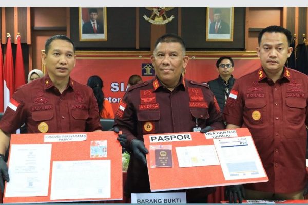 Imigrasi Jakpus Amankan 3 Orang Terduga Pemalsu Dokumen Permohonan Paspor