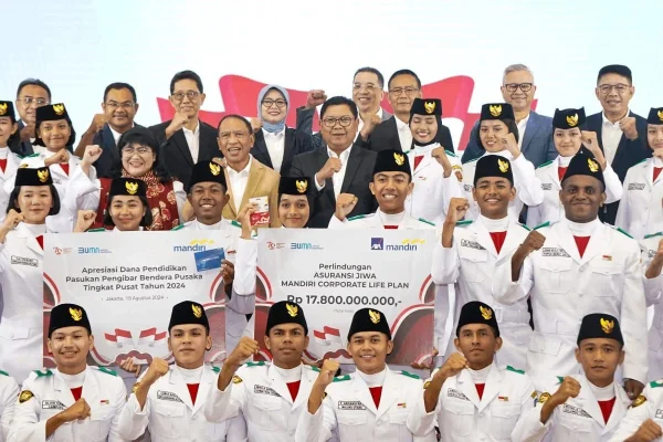 Bank Mandiri Berikan Apresiasi Senilai Rp485 Juta Terhadap 76 Anggota Paskibraka