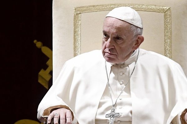 Luhut Respon Kedatangan Pemimpin Tertinggi Gereja Katolik sedunia Paus Fransiskus di Indonesia