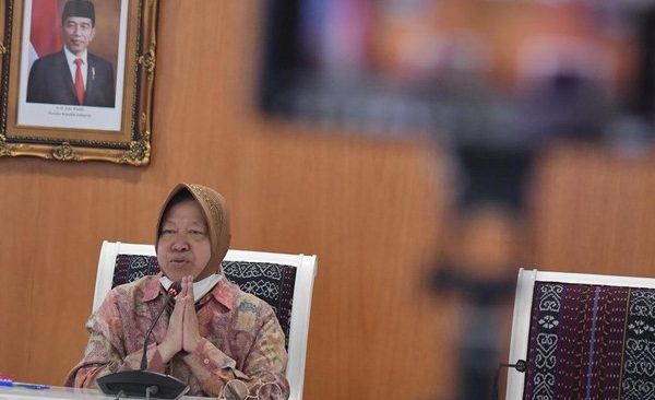 Rismaharini ‘Curhat’ Kekurangan Anggaran di 2025, Termasuk Jalankan Program Bansos