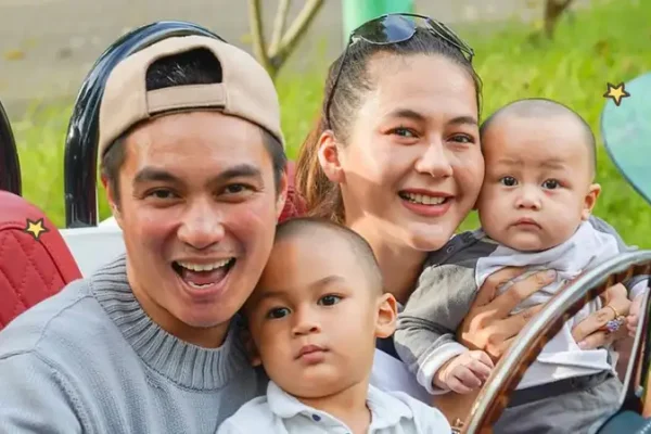 Paula Verhoeven diduga selingkuh dengan teman baik Baim Wong. Ia mengaku (Baim) telah dikhianati sama dua orang terdekatnya. "Sebenarnya posisi saya itu sulit, saya memang dikhianati sama dua orang terdekat saya, dari pihak perempuan sama laki-laki, yang laki-laki itu teman baik saya sendiri," kata Baim Wong, pada Selasa (8/10).