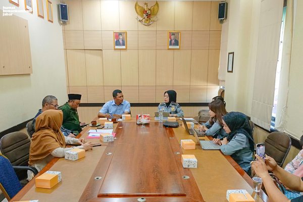 Kemenkumham Jabar Berikan Konsultasi Mekanisme Pembahasan Raperda atas Usul Inisiatif DPRD