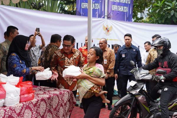 Kementerian Imigrasi dan Pemasyarakatan Gelar Bakti Sosial Serentak Seluruh Indonesia
