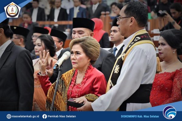 Khianati Partai, PDIP Pecat Anggota DPRD Provinsi Sumut Yustina Repi