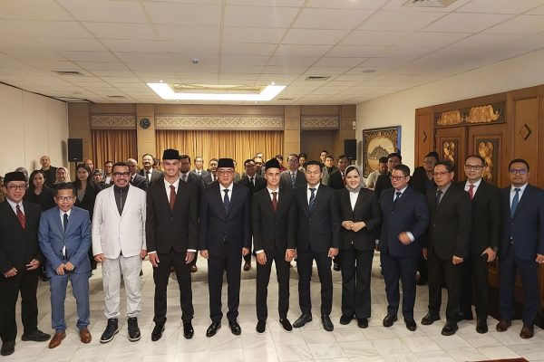 Hilgers dan Reijners Resmi Jadi WNI, Timnas Semakin Kuat di Kualifikasi Piala Dunia 2026