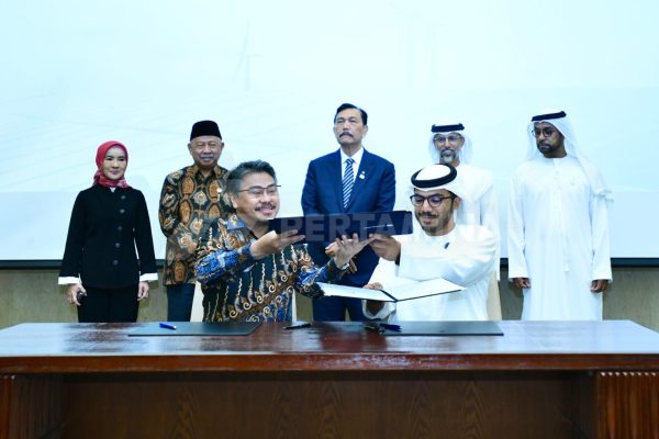 Pertamina NRE – Masdar Teken Kerja Sama Energi Terbarukan di Indonesia dan Internasional