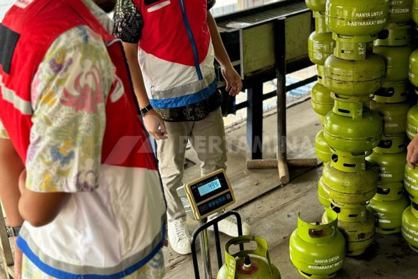 Pertamina Patra Niaga Awasi Pengisian Gas LPG di Wilayah Banten, Pastikan Sesuai Takaran