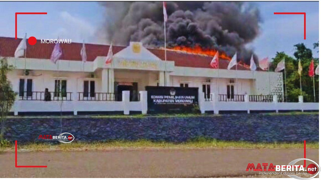 Gedung Kantor KPU Morowali Terbakar