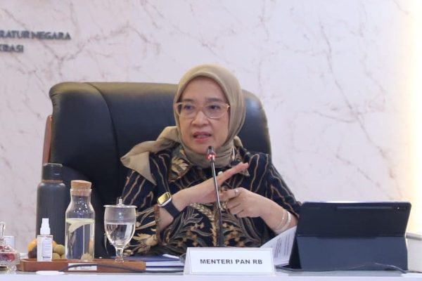 Menpan RB Ungkap Alasan di Penundaan Pengangkatan CPNS 2024
