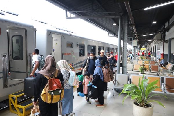 KAI Catat Jumlah Tiket Terjual Hingga 2 Juta
