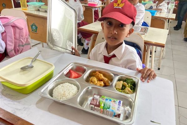 Menu Bermacam, Dapur MBG Ada di 26 Provinsi