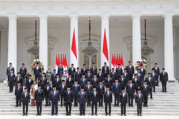 10 Menteri dengan Kinerja Teburuk dan Harus di-reshuflle